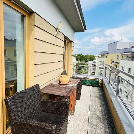 Vandrerhjem Bemowo *